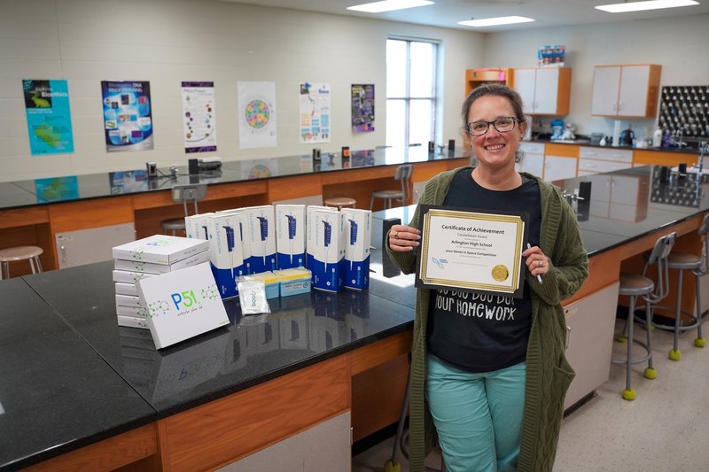 Genes in Space Award - Hen-Mc.jpg